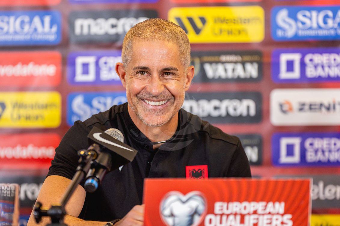 Sport: Konferencja prasowa reprezentacji Albanii. - Agencja Fotograficzna